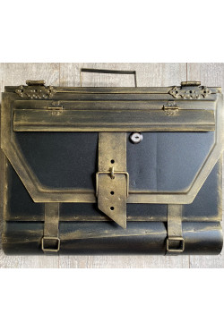 kovaná poštová schránka v tvare tašky